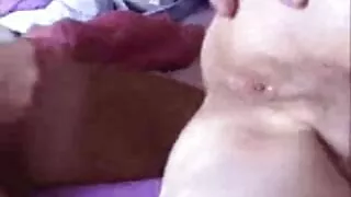 Nozvejotas blondīne kļūst dressed vannā un ieguva Dzimums