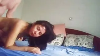 Nobriedis rāda dabas sulīgajām krūtīm seksa video tērzēšana