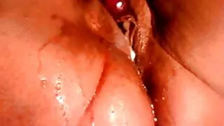 Jauns vīrietis fucked mīļoto un viņa mamma