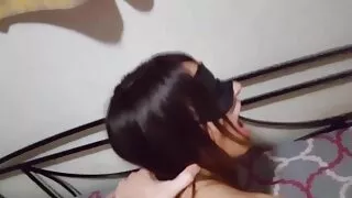 Aptaukošanās MILF mēra diametru viņas sprauslas un jerked off