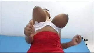 Busty skolotājs zeķes parāda, kā masturbēt gailis