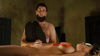 Rudmatis griboša meitene no lasīšanas romantika romānu un aptaustīšana